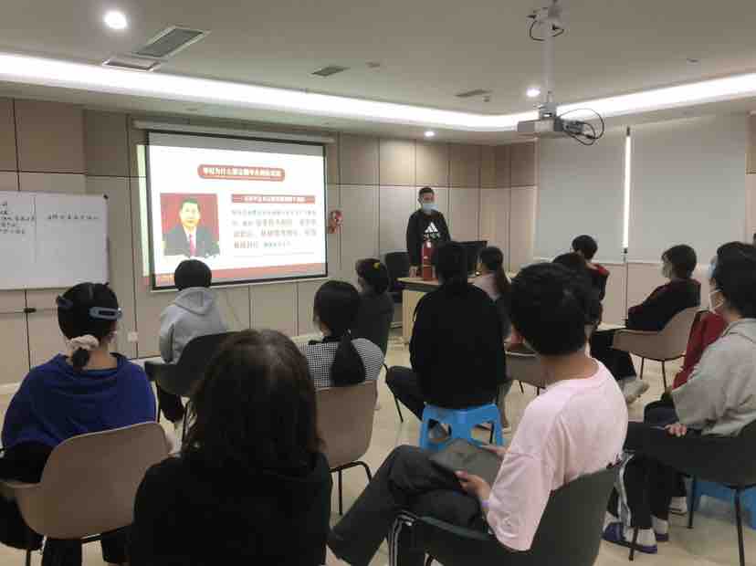消防進科室，共建“防火墻”