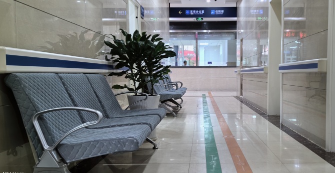小舉措大溫暖，讓患者不坐“冷板凳”