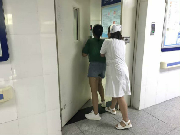 護(hù)理安全重預(yù)防，突擊演練見(jiàn)成效