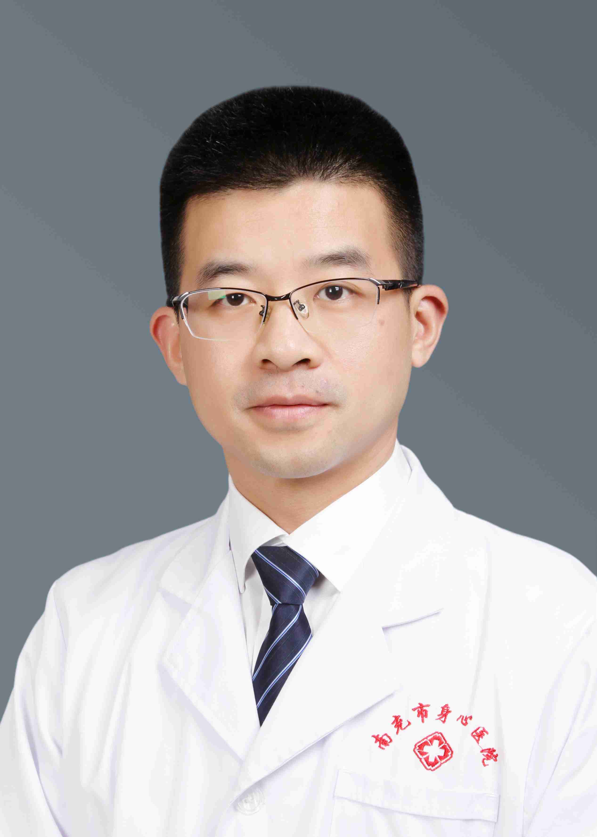 全白春