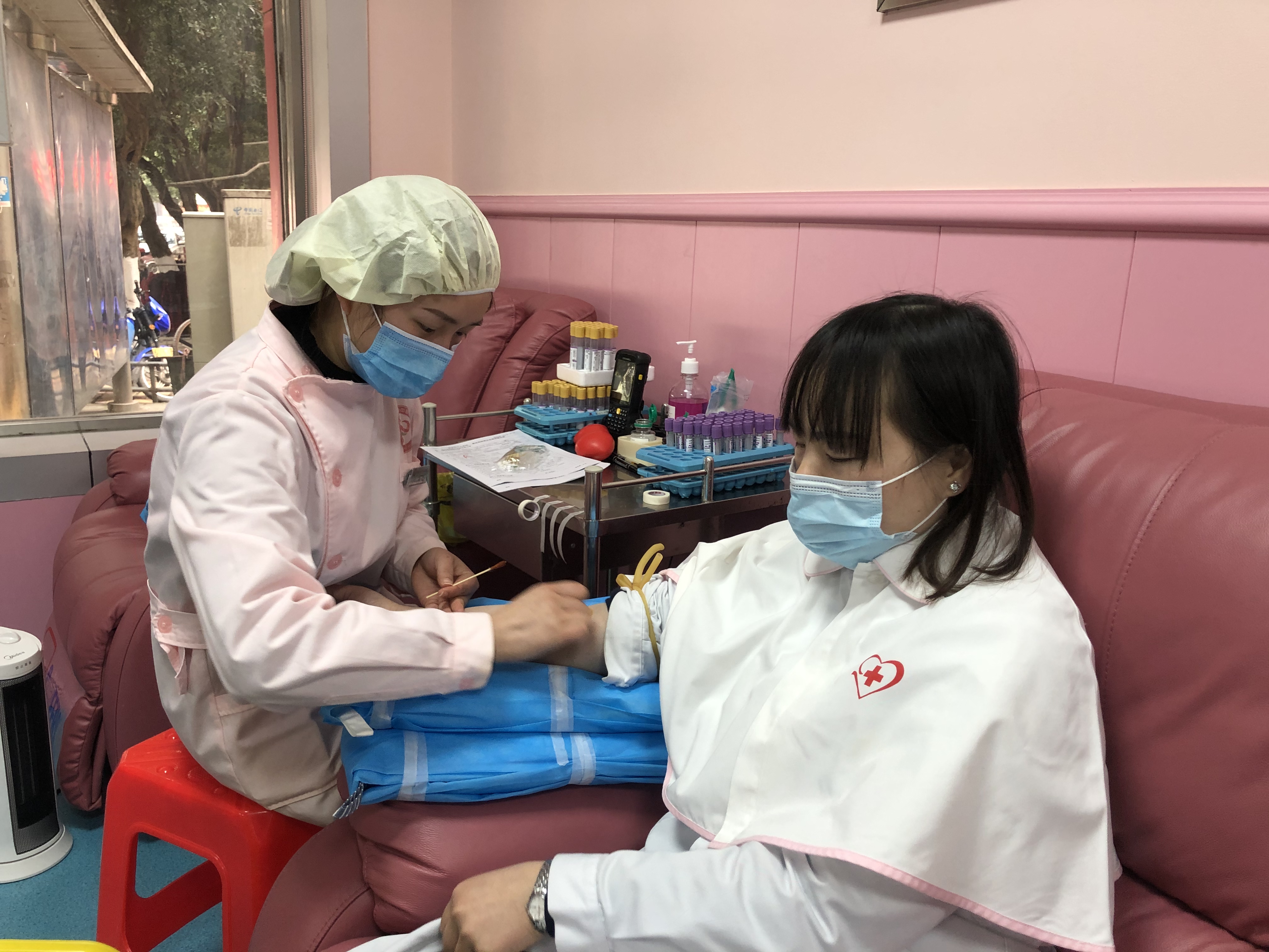 無償獻血  情暖寒冬