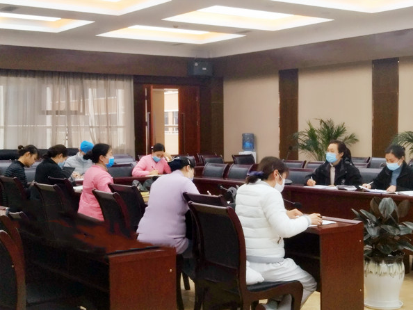 南充市身心醫院小龍分院召開護理病例討論會