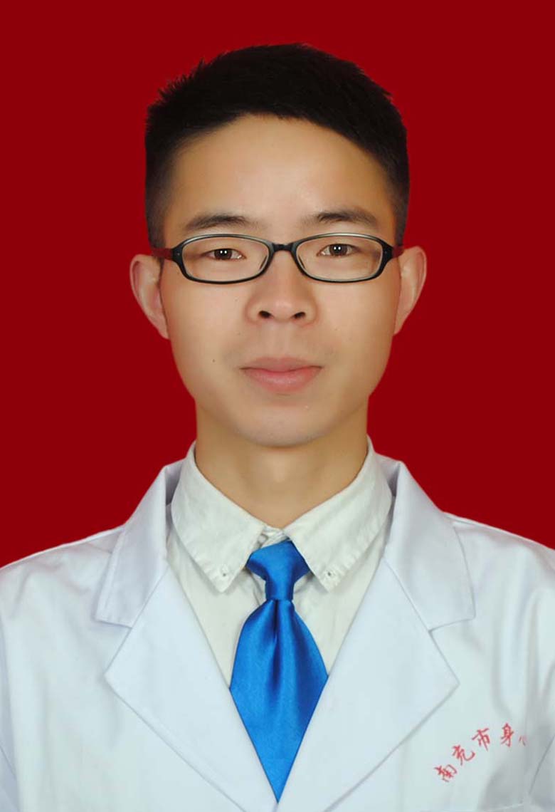 梁偉