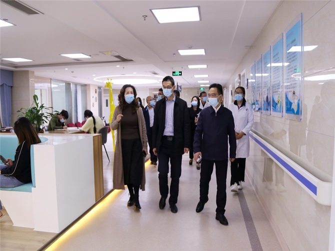 創(chuàng)新發(fā)展新思路、人文關(guān)懷新起點─我院護理部召開護理人文關(guān)懷動員大會